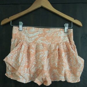 Free People shorts | coral bandana XS